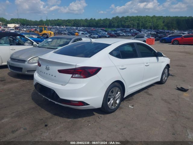 Photo 3 VIN: 5NPD84LFXLH576719 - HYUNDAI ELANTRA 