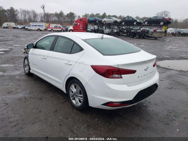 Photo 2 VIN: 5NPD84LFXLH586635 - HYUNDAI ELANTRA 