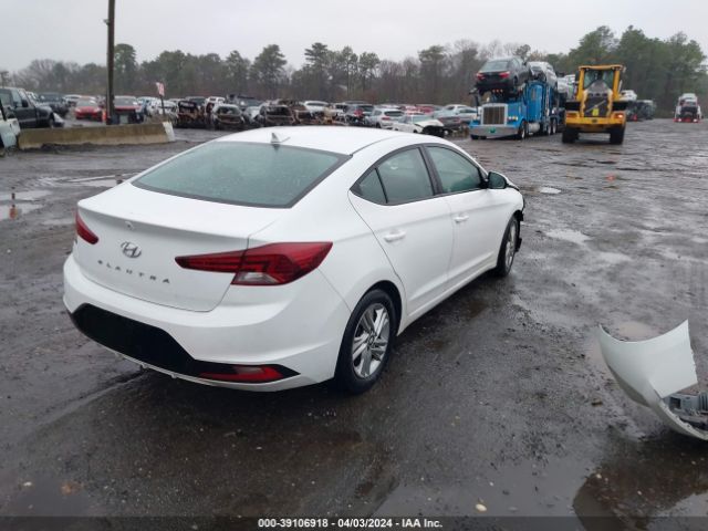 Photo 3 VIN: 5NPD84LFXLH586635 - HYUNDAI ELANTRA 