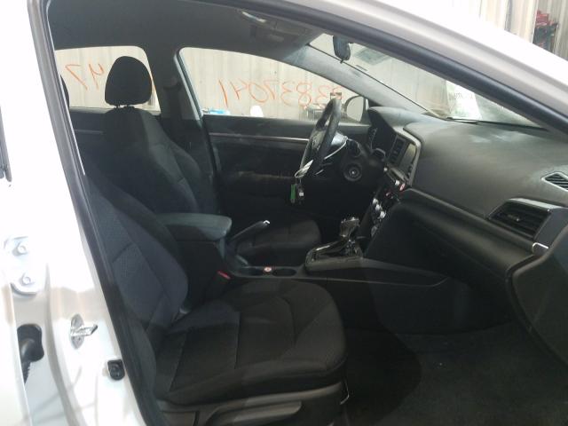 Photo 4 VIN: 5NPD84LFXLH627913 - HYUNDAI ELANTRA SE 