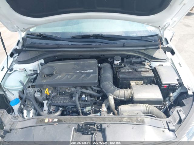 Photo 9 VIN: 5NPD94LA0JH306171 - HYUNDAI ELANTRA 