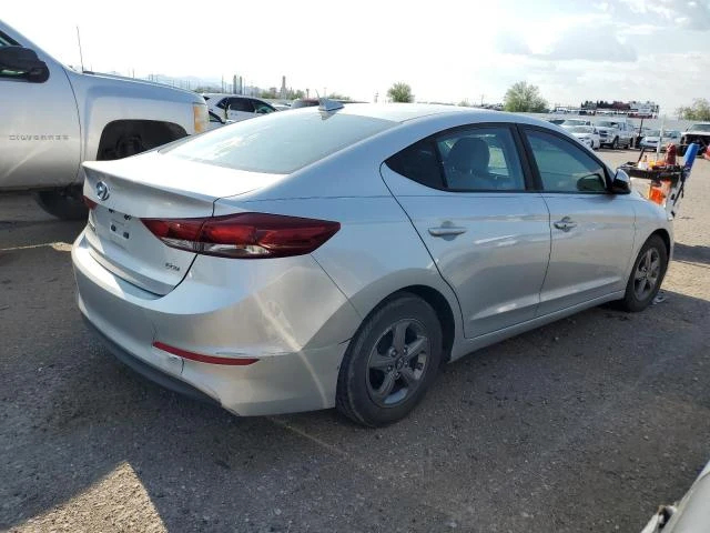 Photo 2 VIN: 5NPD94LA1JH343438 - HYUNDAI ELANTRA EC 