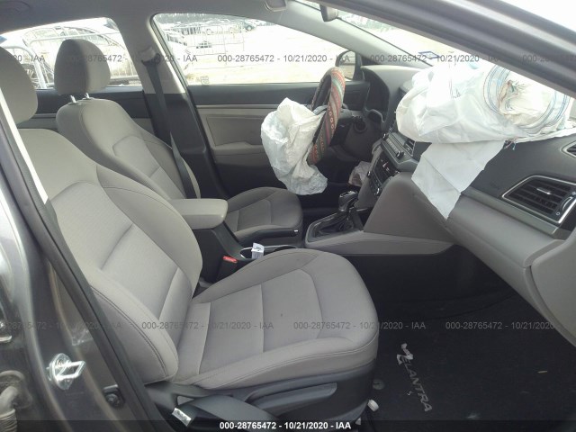 Photo 4 VIN: 5NPD94LA6JH307258 - HYUNDAI ELANTRA 