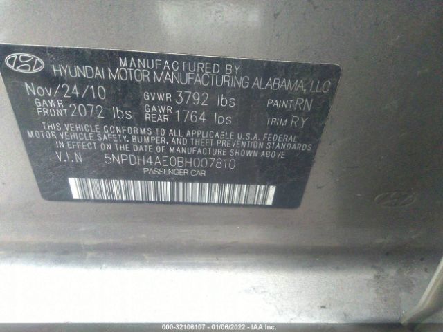 Photo 8 VIN: 5NPDH4AE0BH007810 - HYUNDAI ELANTRA 