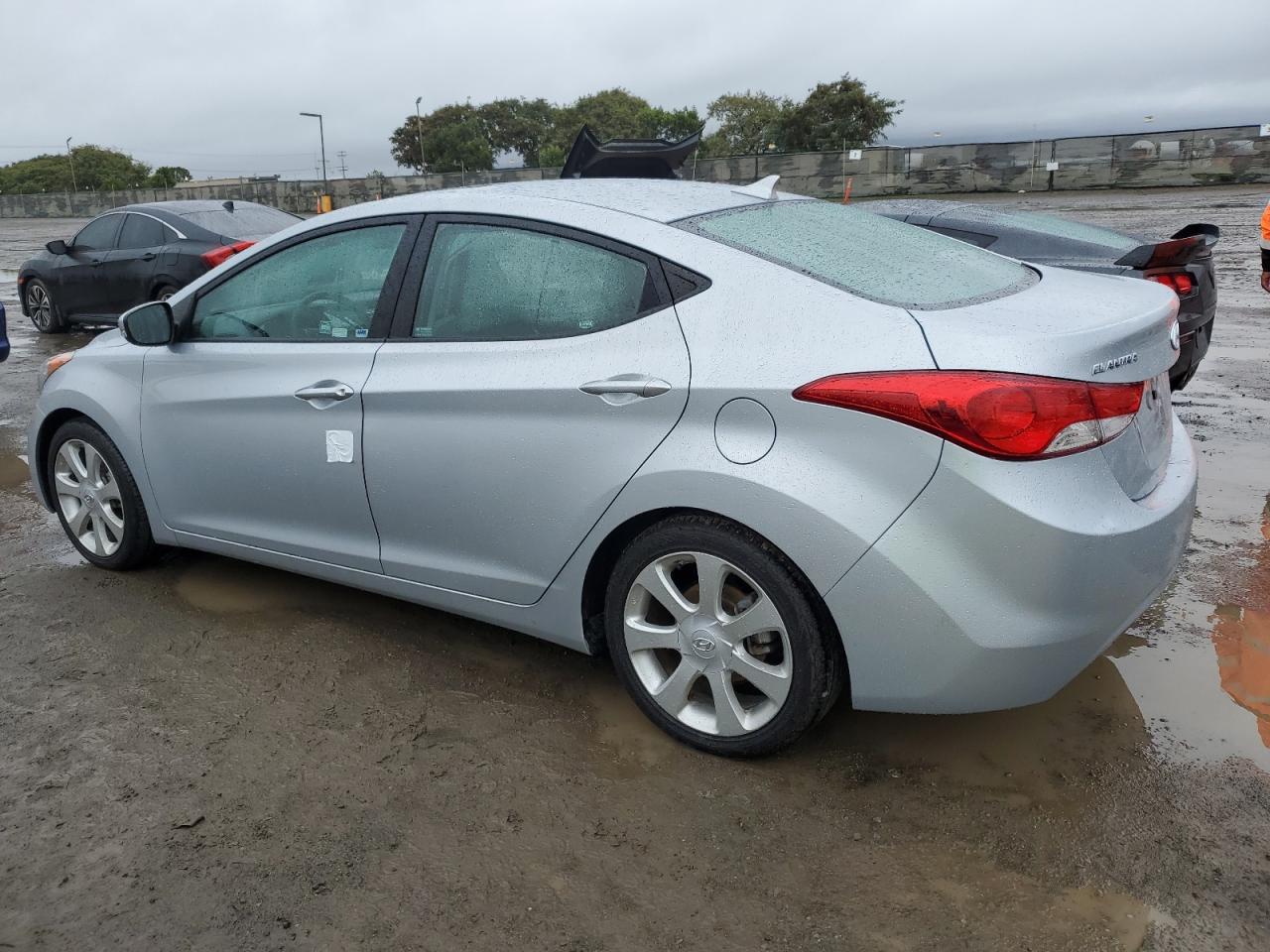 Photo 1 VIN: 5NPDH4AE0BH016331 - HYUNDAI ELANTRA 