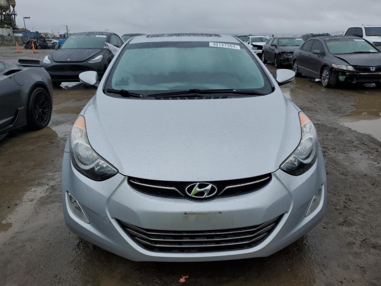 Photo 4 VIN: 5NPDH4AE0BH016331 - HYUNDAI ELANTRA 