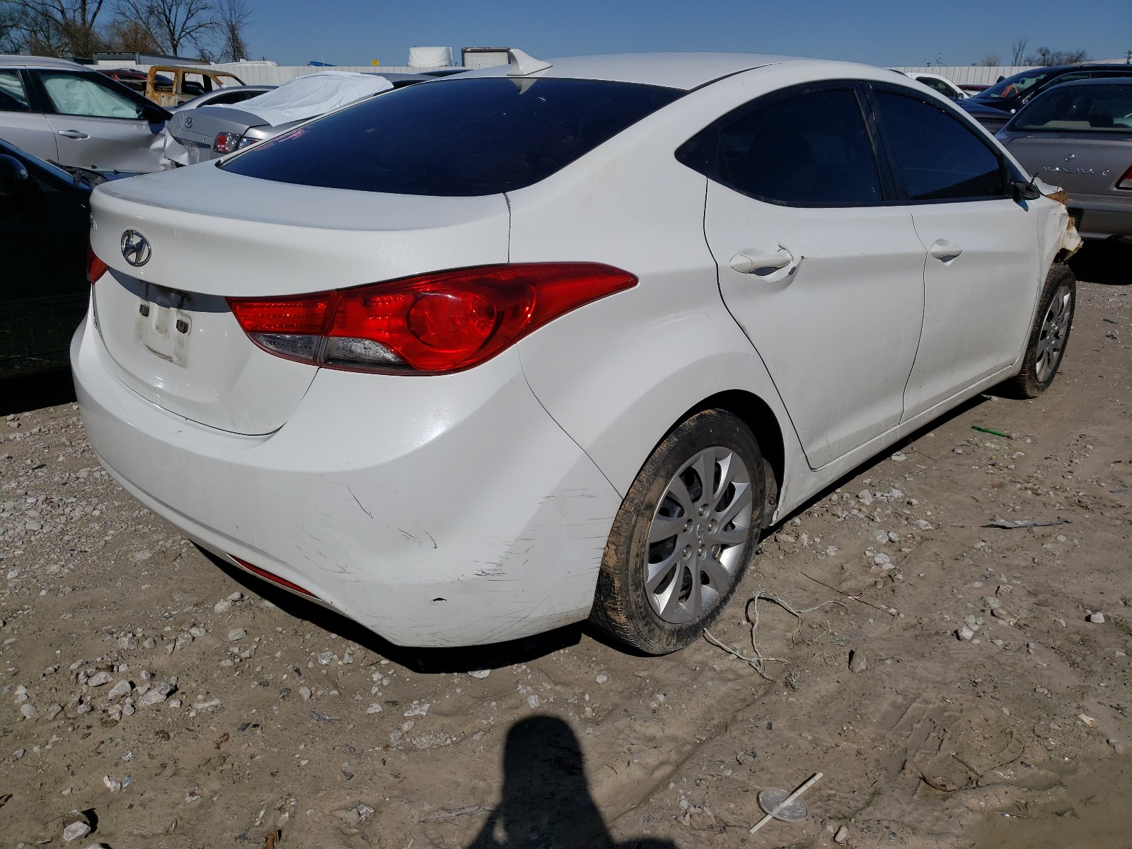 Photo 3 VIN: 5NPDH4AE0BH016636 - HYUNDAI ELANTRA GL 