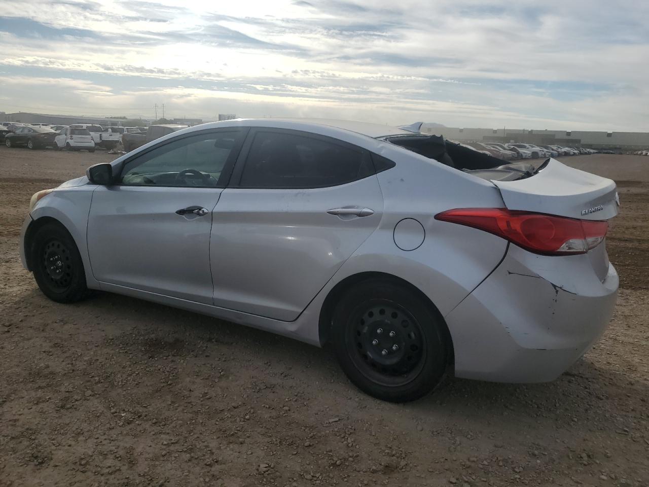 Photo 1 VIN: 5NPDH4AE0BH029385 - HYUNDAI ELANTRA 