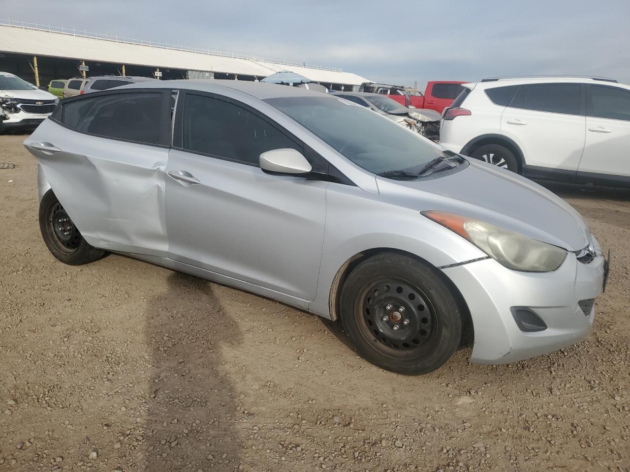 Photo 3 VIN: 5NPDH4AE0BH029385 - HYUNDAI ELANTRA 