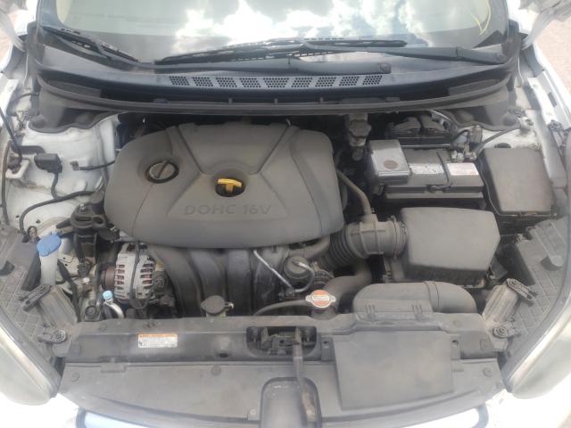 Photo 6 VIN: 5NPDH4AE0BH044095 - HYUNDAI ELANTRA GL 