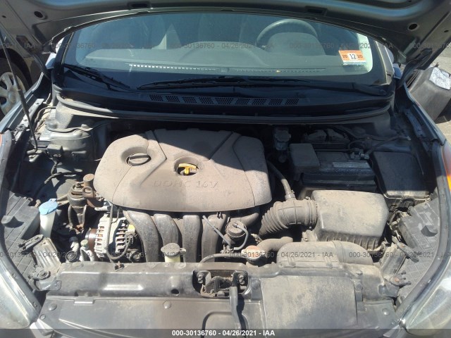 Photo 9 VIN: 5NPDH4AE0BH058143 - HYUNDAI ELANTRA 