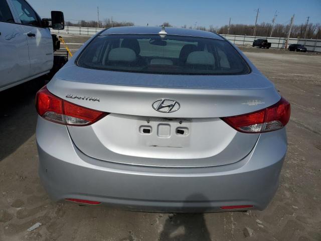 Photo 5 VIN: 5NPDH4AE0CH078877 - HYUNDAI ELANTRA 