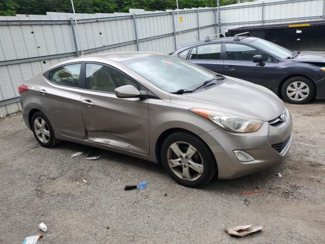 Photo 3 VIN: 5NPDH4AE0CH092388 - HYUNDAI ELANTRA 