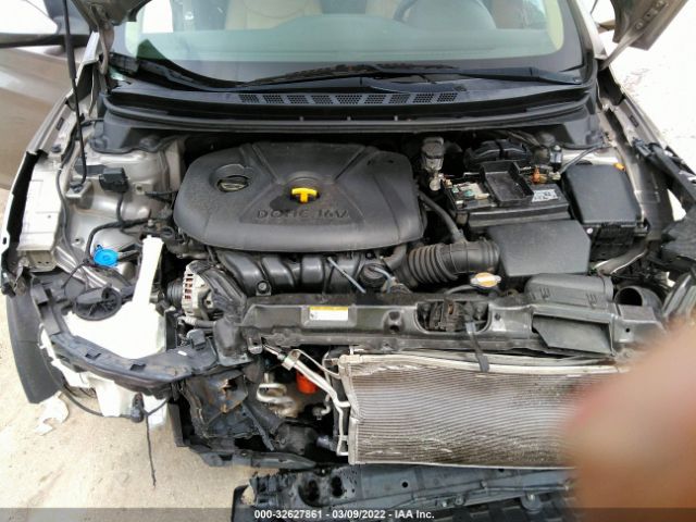 Photo 9 VIN: 5NPDH4AE0CH093654 - HYUNDAI ELANTRA 