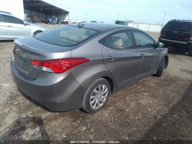 Photo 3 VIN: 5NPDH4AE0CH096120 - HYUNDAI ELANTRA 