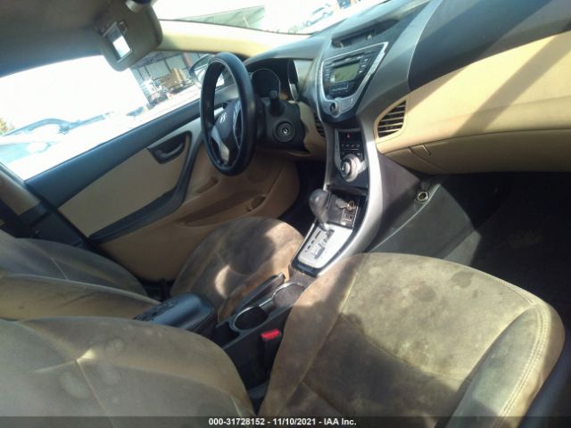 Photo 4 VIN: 5NPDH4AE0CH096120 - HYUNDAI ELANTRA 