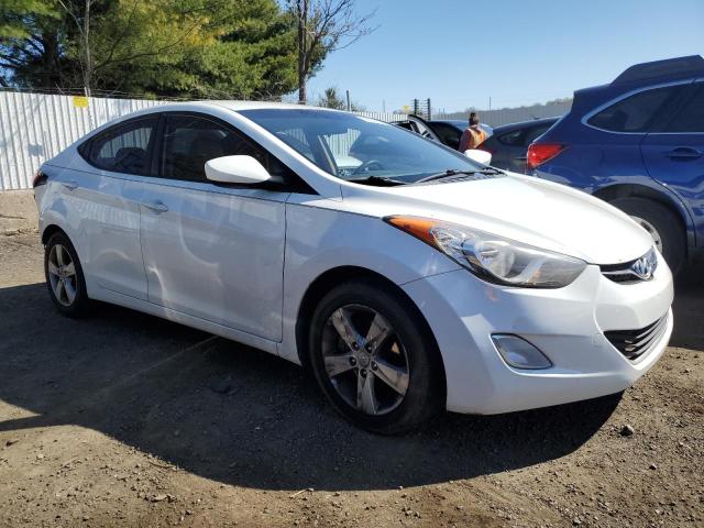 Photo 3 VIN: 5NPDH4AE0CH100618 - HYUNDAI ELANTRA 