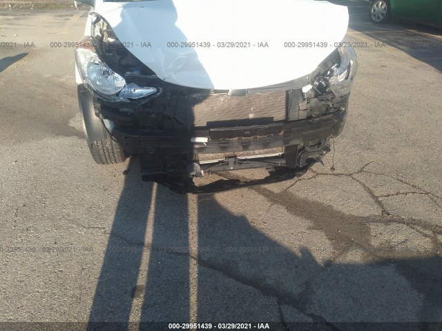 Photo 5 VIN: 5NPDH4AE0CH102269 - HYUNDAI ELANTRA 