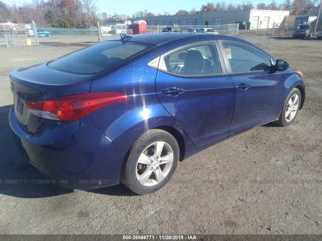 Photo 3 VIN: 5NPDH4AE0CH103308 - HYUNDAI ELANTRA 