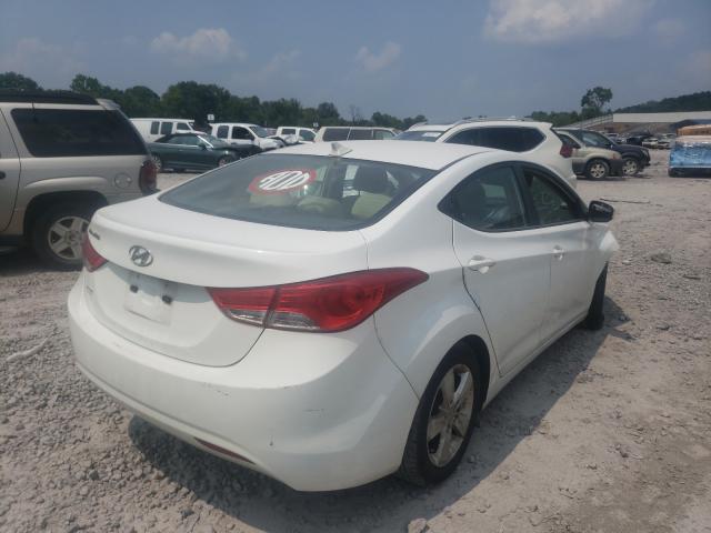 Photo 3 VIN: 5NPDH4AE0CH106290 - HYUNDAI ELANTRA GL 