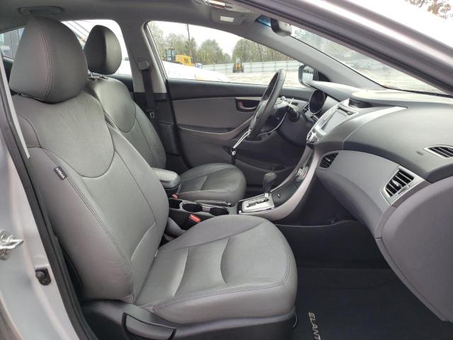 Photo 4 VIN: 5NPDH4AE0CH110243 - HYUNDAI ELANTRA GL 