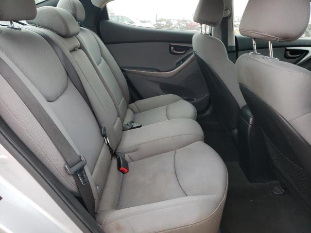 Photo 9 VIN: 5NPDH4AE0CH124952 - HYUNDAI ELANTRA 