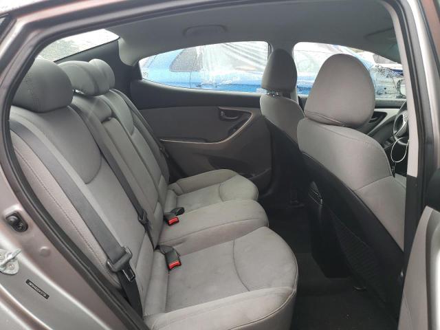 Photo 9 VIN: 5NPDH4AE0CH137734 - HYUNDAI ELANTRA GL 