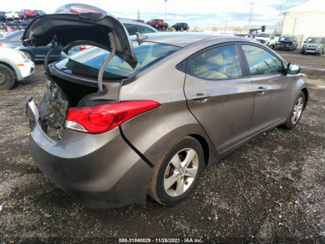 Photo 3 VIN: 5NPDH4AE0CH139774 - HYUNDAI ELANTRA 