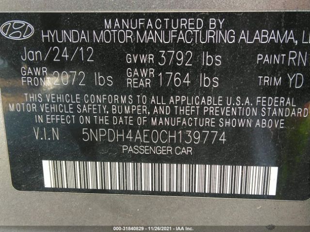 Photo 8 VIN: 5NPDH4AE0CH139774 - HYUNDAI ELANTRA 