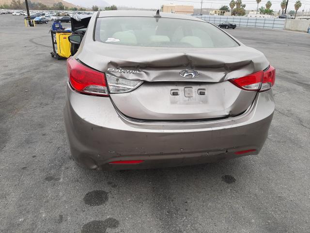 Photo 8 VIN: 5NPDH4AE0CH148880 - HYUNDAI ELANTRA GL 