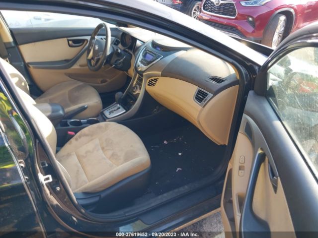 Photo 4 VIN: 5NPDH4AE0DH157533 - HYUNDAI ELANTRA 