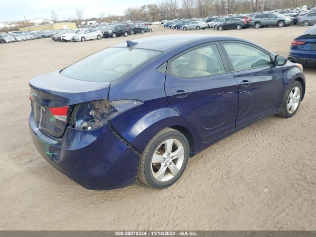 Photo 3 VIN: 5NPDH4AE0DH172730 - HYUNDAI ELANTRA 