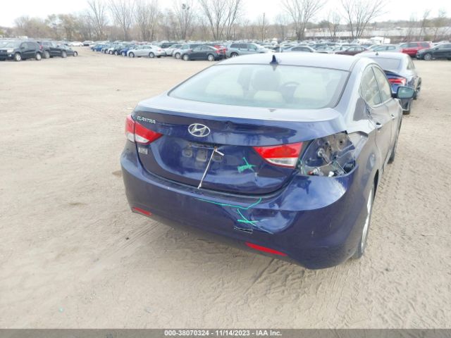 Photo 5 VIN: 5NPDH4AE0DH172730 - HYUNDAI ELANTRA 