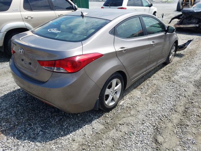 Photo 3 VIN: 5NPDH4AE0DH174137 - HYUNDAI ELANTRA GL 