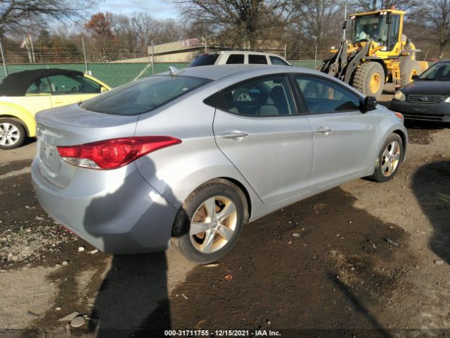 Photo 3 VIN: 5NPDH4AE0DH174963 - HYUNDAI ELANTRA 