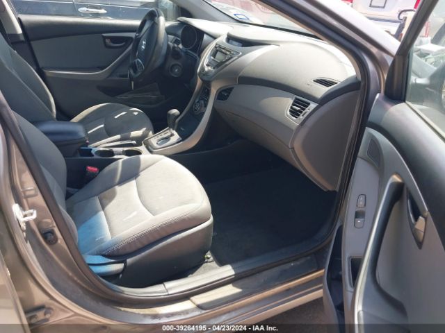 Photo 4 VIN: 5NPDH4AE0DH182206 - HYUNDAI ELANTRA 