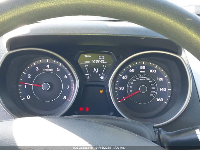 Photo 6 VIN: 5NPDH4AE0DH184764 - HYUNDAI ELANTRA 