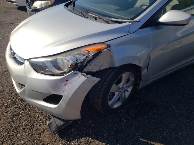 Photo 8 VIN: 5NPDH4AE0DH188569 - HYUNDAI ELANTRA GL 