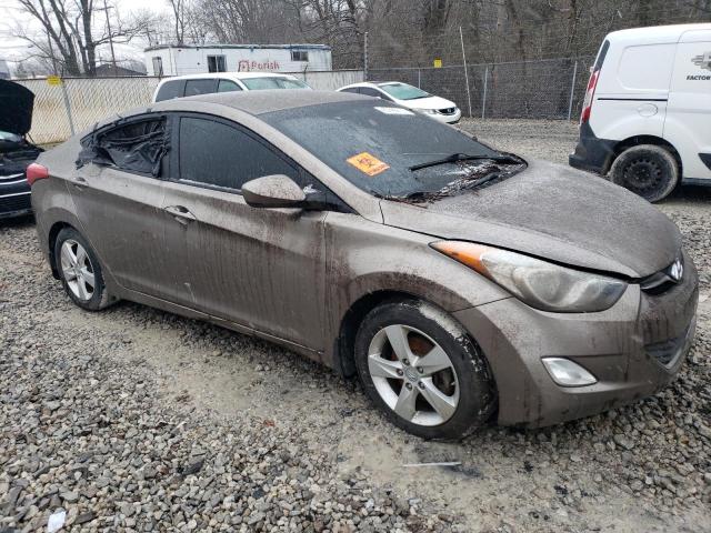 Photo 3 VIN: 5NPDH4AE0DH194498 - HYUNDAI ELANTRA GL 