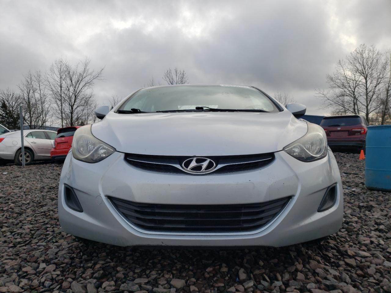 Photo 4 VIN: 5NPDH4AE0DH203684 - HYUNDAI ELANTRA 