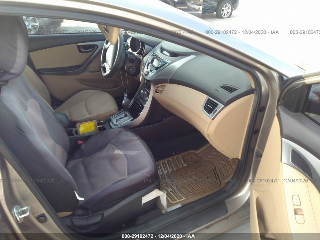 Photo 4 VIN: 5NPDH4AE0DH209825 - HYUNDAI ELANTRA 