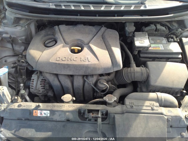 Photo 9 VIN: 5NPDH4AE0DH209825 - HYUNDAI ELANTRA 