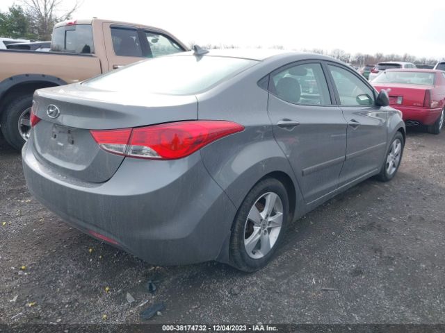 Photo 3 VIN: 5NPDH4AE0DH223675 - HYUNDAI ELANTRA 