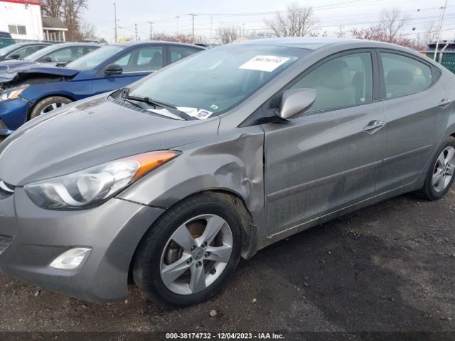 Photo 5 VIN: 5NPDH4AE0DH223675 - HYUNDAI ELANTRA 