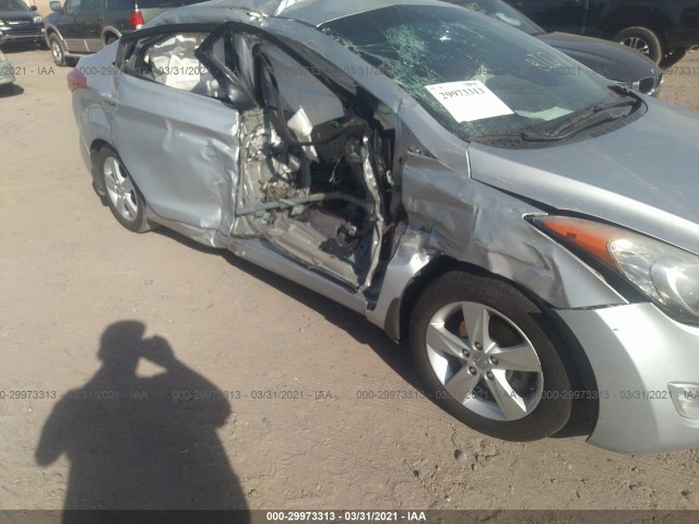 Photo 5 VIN: 5NPDH4AE0DH227418 - HYUNDAI ELANTRA 