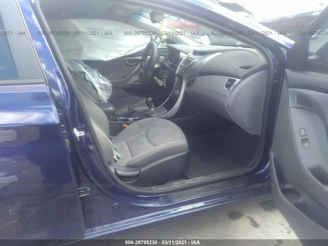 Photo 4 VIN: 5NPDH4AE0DH228620 - HYUNDAI ELANTRA 