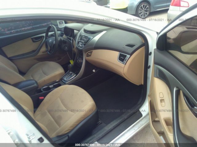 Photo 4 VIN: 5NPDH4AE0DH231341 - HYUNDAI ELANTRA 