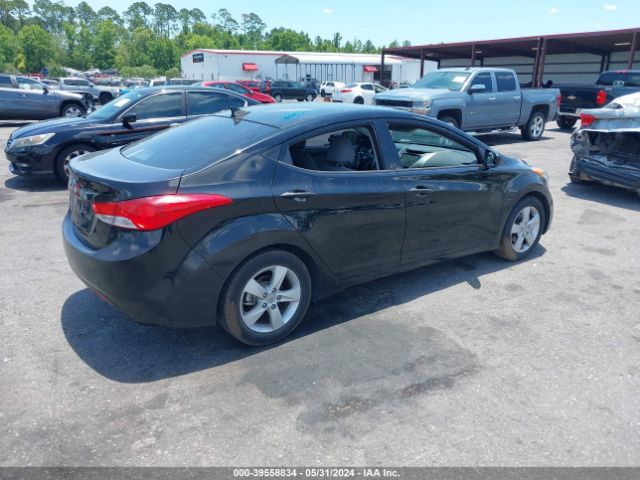 Photo 3 VIN: 5NPDH4AE0DH232361 - HYUNDAI ELANTRA 