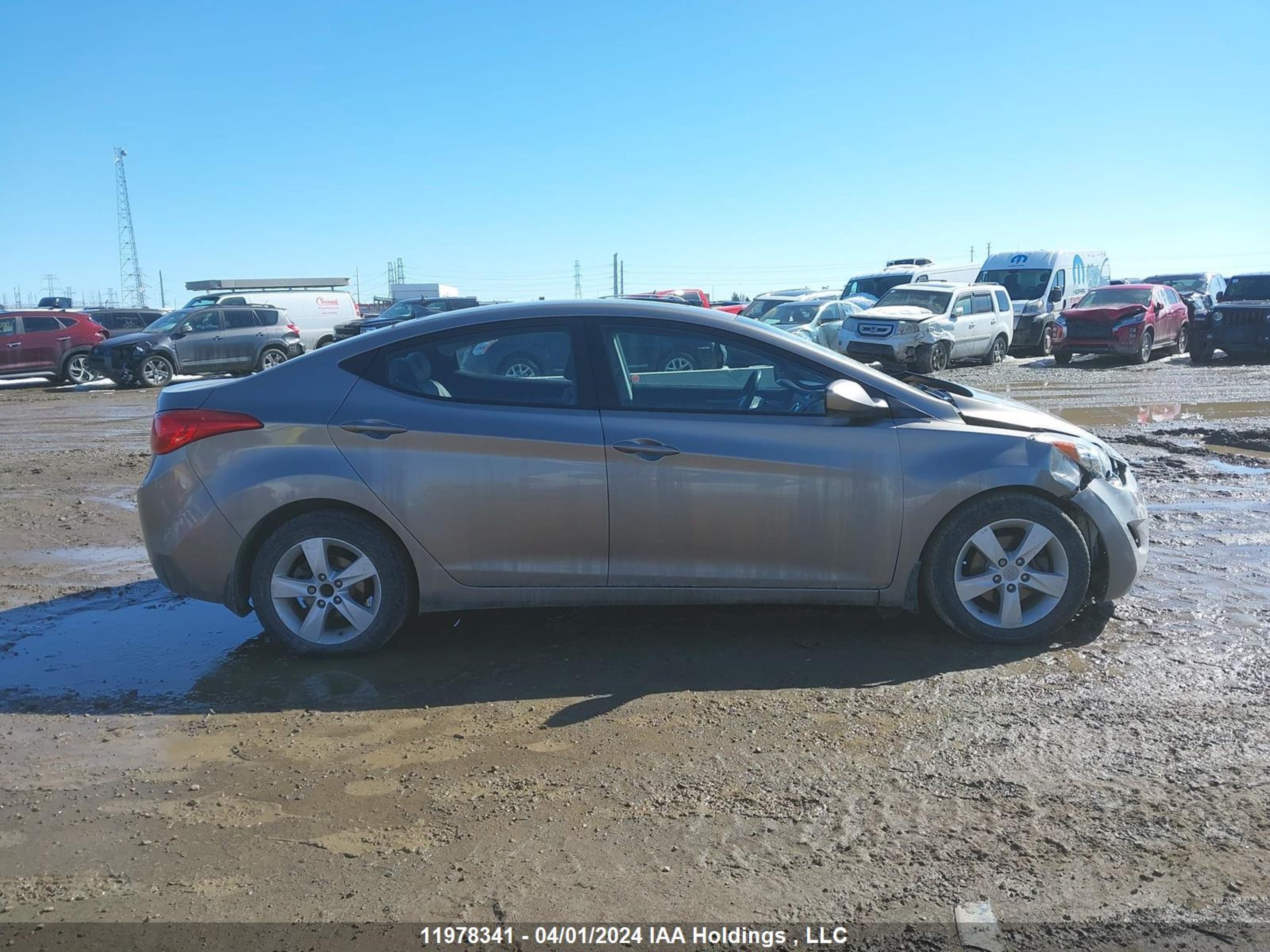 Photo 12 VIN: 5NPDH4AE0DH232747 - HYUNDAI ELANTRA 