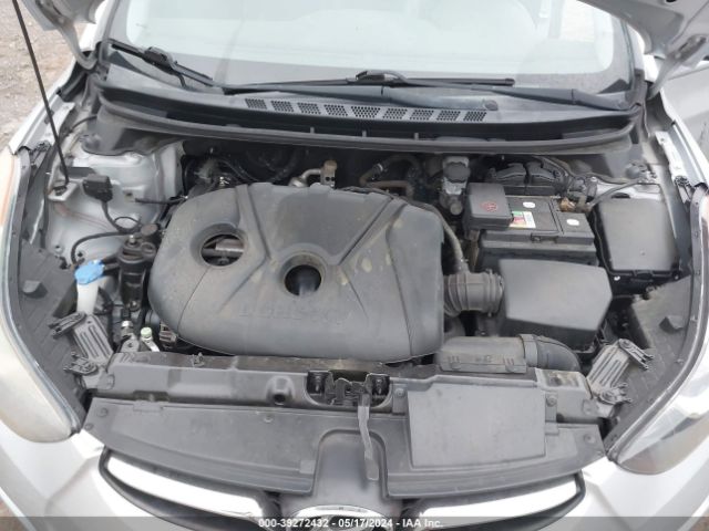 Photo 9 VIN: 5NPDH4AE0DH232960 - HYUNDAI ELANTRA 